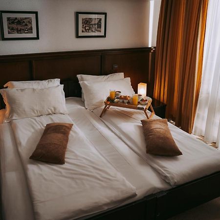 Hotel & Restaurant Sofia Sucevita Eksteriør bilde