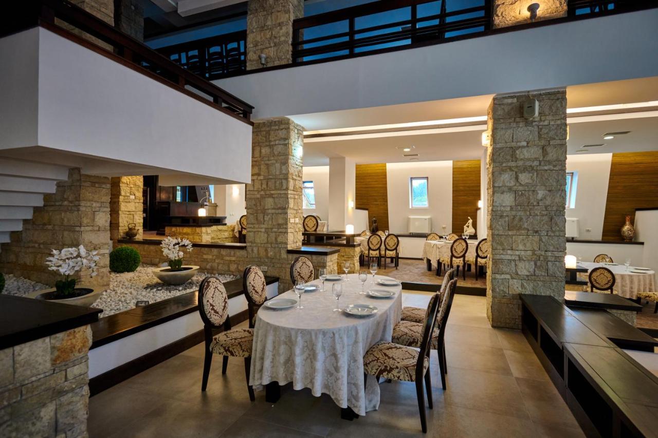 Hotel & Restaurant Sofia Sucevita Eksteriør bilde