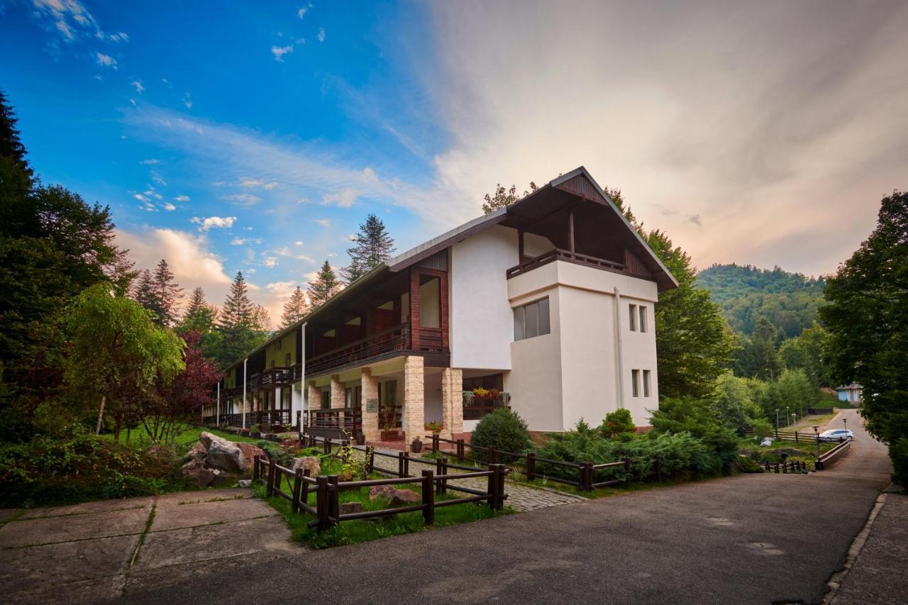 Hotel & Restaurant Sofia Sucevita Eksteriør bilde