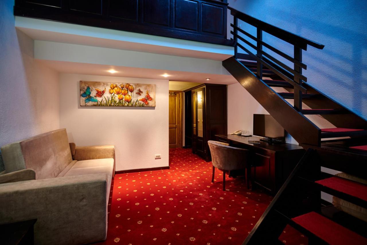 Hotel & Restaurant Sofia Sucevita Eksteriør bilde